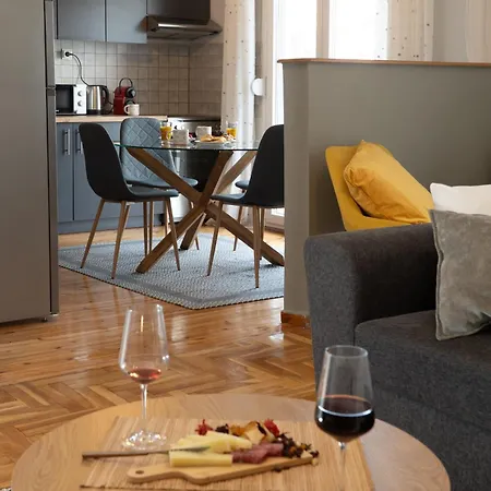 Prime Location - 2 Bd Boutique Apartamento Tesalónica