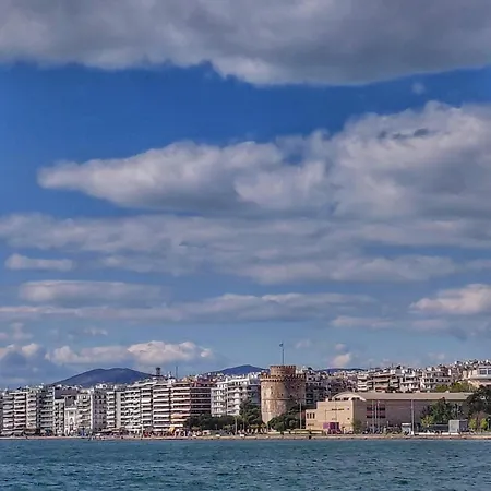 Prime Location - 2 Bd Boutique * سالونيك