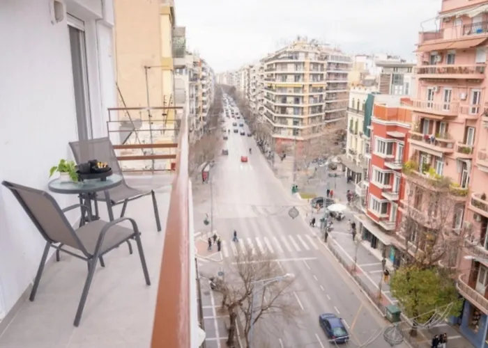 Appartement Prime Location - 2 Bd Boutique
