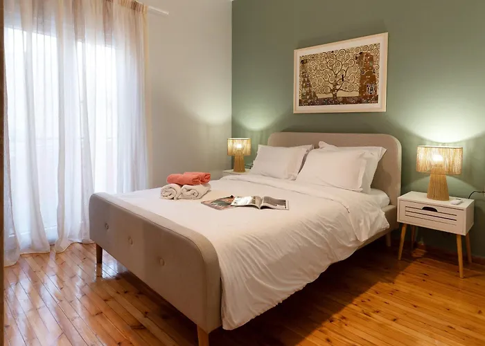 Prime Location - 2 Bd Boutique Thessalonique